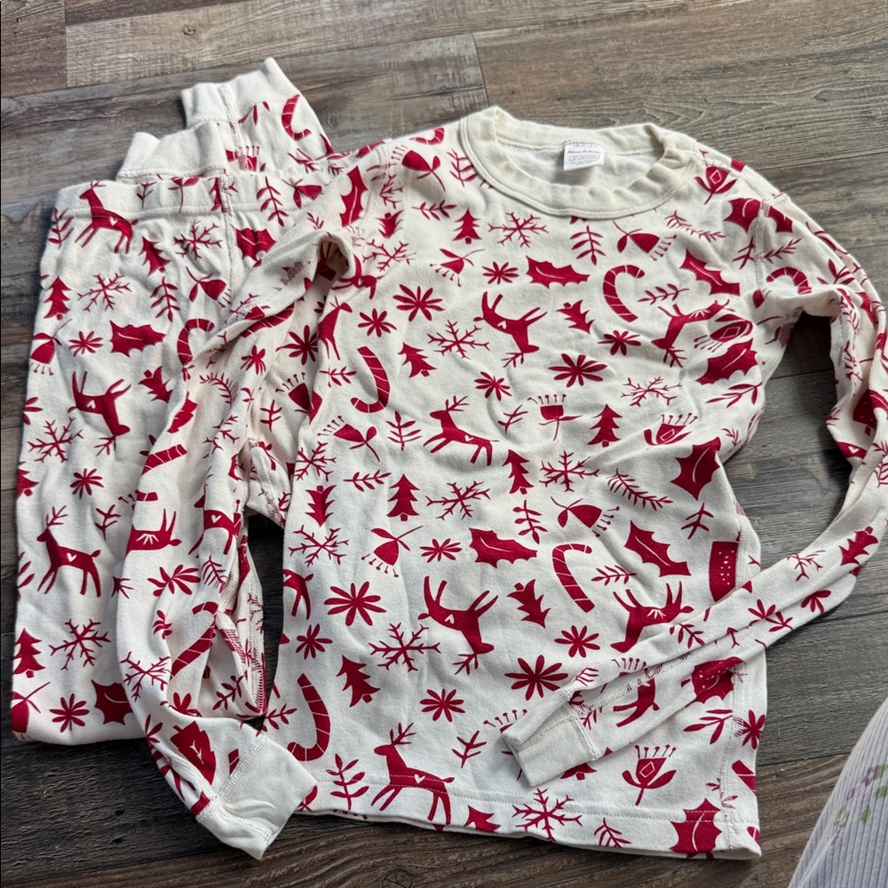 Hanna Andersson Cream and Red Reindeer Holiday Pajama Set